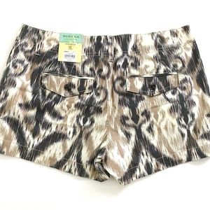 Sonoma Womens Black and Tan Print Shorts, 12, NWT